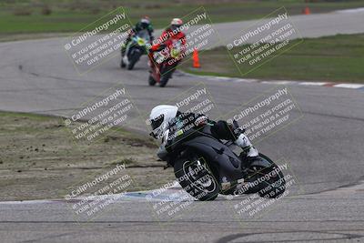 media/Nov-30-2025-TrackDaz (Sun) [[d8b22663df]]/A Group/Session 3 (Off Ramp)/